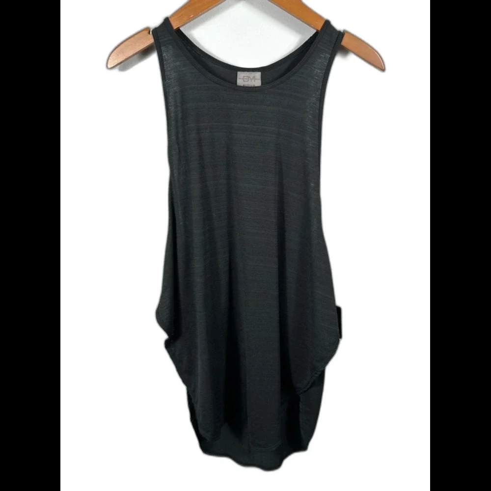 DYI Define Your Inspiration Lightweight Black Tank Top NWT Size Medium Workout